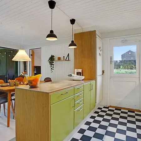 Stunning In With 3 Bedrooms 2 Melby