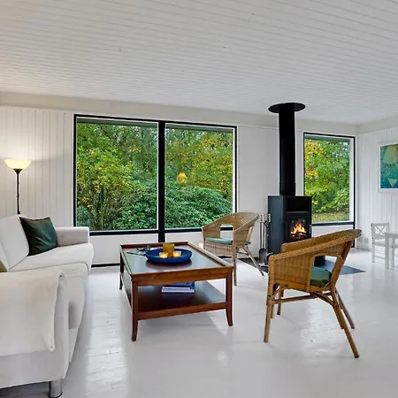 Dom wakacyjny Stunning In With 3 Bedrooms 2